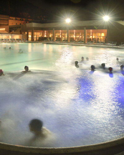 Tre Fontane: Water, Zwembad, Toevlucht, Thermae, Recreatie, Vrije Tijd, Badplaats, Recreatiecentrum