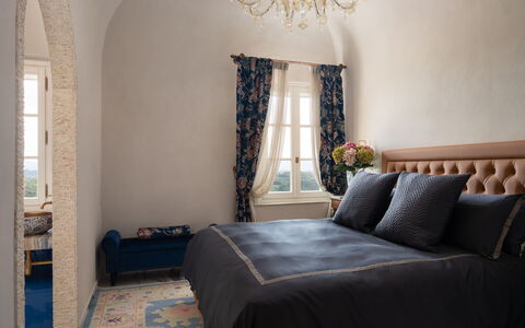 Villa Elisa: Meubilair, Interieur Ontwerp, Slaapkamer, Flooring, Verdieping, Textiel, Huis, Bed, Kamer, Linens