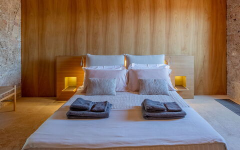 Poggio Mori 20: Flooring, Interieur Ontwerp, Verdieping, Hout, Meubilair, Slaapkamer, Bed, Textiel, Kamer, Linens