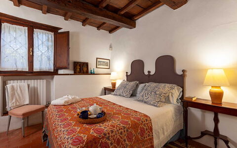 Artemisia: Muur, Meubilair, Slaapkamer, Bed, Laken, Linens, Flooring, Interieur Ontwerp, Bedding, Bed Frame