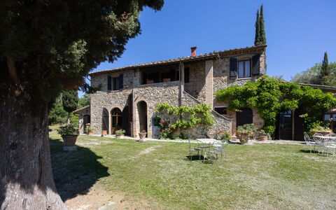 Podere le Lune with Pool, San Gimignano: Struik, Huis, Landgoed, Verblijf, Boerderij, Hacienda, Villa, Tuin, Dorp, Werf