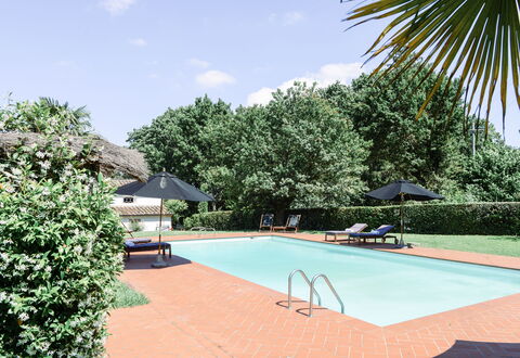 Fattoria: Zwembad, Toevlucht, Schaduw, Eco Hotel, Hacienda, Landgoed, Buitenmeubels, Tuin, Landscaping, Villa