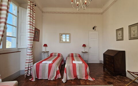 Villa Il Torrazzo, Vista Mare, Massarosa: Meubilair, Interieur Ontwerp, Flooring, Verdieping, Plafond, Textiel, Kamer, Slaapkamer, Bed, Verlichting