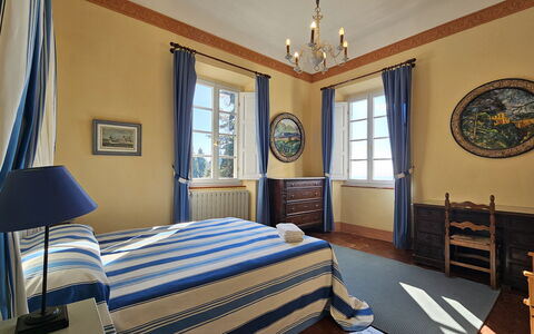 Villa Il Torrazzo, Vista Mare, Massarosa: Meubilair, Interieur Ontwerp, Plafond, Kamer, Verlichting, Huis, Fotolijst, Flooring, Lamp, Lampekap