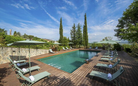 Villa Grevigiana: Zwembad, Buitenmeubels, Toevlucht, Eco Hotel, Tuin, Landscaping, Paraplu, Ligstoel