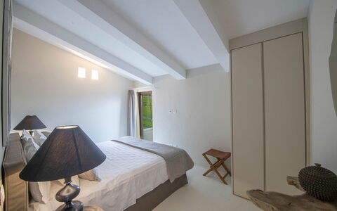 Villa del Fattore: Meubilair, Interieur Ontwerp, Bed, Slaapkamer, Muur, Flooring, Verdieping, Hout, Plafond, Kamer