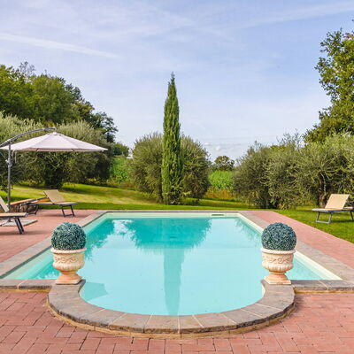 Villa dei Fiori: Zwembad, Tuin, Waterpartij, Landgoed, Landscaping, Toevlucht, Hacienda, Eco Hotel, Werf, Villa