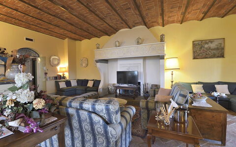 Villa Michelangelo: Meubilair, Muur, Interieur Ontwerp, Flooring, Bankstel, Woonkamer, Stoel, Kamer, Huis, Verlichting