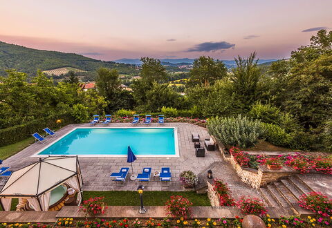 Villa Monterchi: Zwembad, Eco Hotel, Toevlucht, Tuin, Landscaping, Landgoed, Badplaats, Villa, Hacienda, Hotel