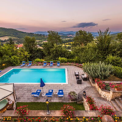 Villa Monterchi: Zwembad, Eco Hotel, Toevlucht, Tuin, Landscaping, Landgoed, Badplaats, Villa, Hacienda, Hotel