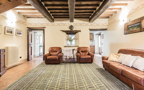 Villa Panorama: Meubilair, Interieur Ontwerp, Muur, Flooring, Bankstel, Verdieping, Hout, Plafond, Kamer, Woonkamer