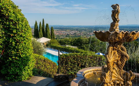 Villa la Brezza: Tuin, Landscaping, Eco Hotel, Haag, Zwembad, Villa, Botanische Tuin, Badplaats, Binnenplaats