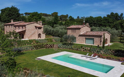 Villa Ripa: Struik, Architectuur, Huis, Landgoed, Tuin, Landscaping, Boerderij, Backyard, Gazon, Villa