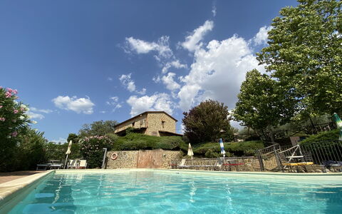 Terre di Giano Private Pool and View, Umbria: Zwembad, Hacienda, Toevlucht, Villa, Eco Hotel, Waterpartij, Backyard, Hotel, Badplaats, Thermae