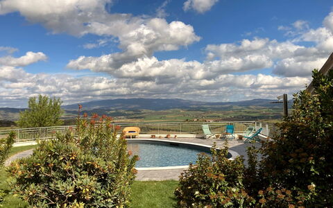 Villa Ombrone: Landschap, Buitenmeubels, Buitentafel, Zwembad, Landscaping