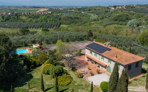 Il Leccio, Vinci, Private Pool and Tennis: Landgoed, Hacienda, Plantage, Villa, Voedsel, Boerderij