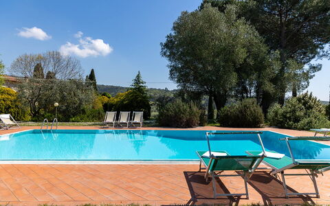 Il Leccio, Vinci, Private Pool and Tennis: Zwembad, Toevlucht, Eco Hotel, Hacienda, Villa