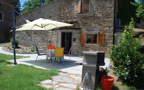 Casa Chimera: Meubilair, Stoel, Huis, Verblijf, Tuin, Schaduw, Backyard, Werf, Buitenmeubels