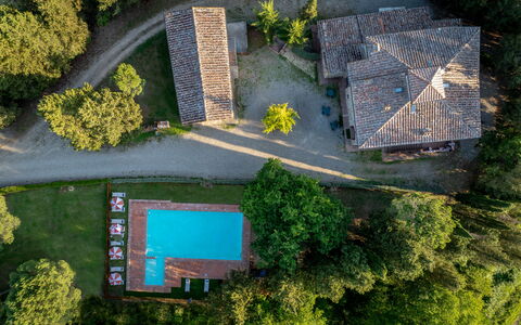 Maison Badia a Passignano: Zwembad, Landgoed, Verblijf, Hacienda, Eco Hotel, Boerderij, Backyard, Toevlucht, Tuin, Villa