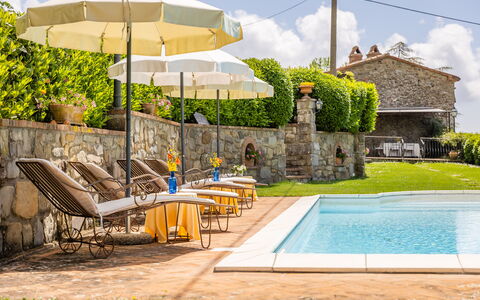 Casa Ivan: Zwembad, Toevlucht, Buitenmeubels, Ligstoel, Paraplu, Eco Hotel, Thermae, Landgoed, Bloempot, Hacienda