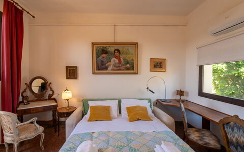 Casa dello Scrittore: Meubilair, Muur, Slaapkamer, Bed, Interieur Ontwerp, Hout, Verdieping, Flooring, Laken, Bedding