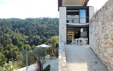 Villetta Farfallina: Balkon, Schaduw, Stenen Muur, Bergdorp