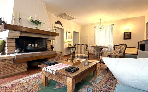 La Dimora del Leone: Meubilair, Interieur Ontwerp, Flooring, Hout, Bankstel, Verdieping, Tafel, Woonkamer, Plafond, Kamer