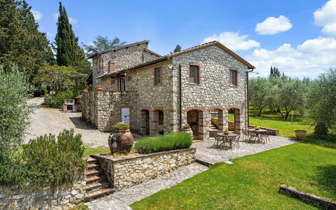 San Sano Retreat, Chianti Vineyard Views & Diving: Verblijf, Landgoed, Tuin, Boerderij, Stenen Muur, Steen, Landscaping, Villa, Historisch Huis