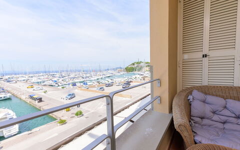 Al Porto: Appartement, Jachthaven, Watercraft, Balkon, Boot, Mast, Hotel, Haven, Naval Architecture, Haven