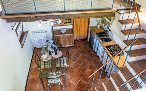 Fibbialla: Flooring, Interieur Ontwerp, Meubilair, Hout, Verdieping, Plafond, Keuken, Kamer, Huis, Stoel