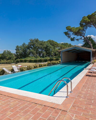 Antica Villa Merelli 12: Zwembad, Hacienda, Landgoed, Toevlucht, Villa, Eco Hotel, Hotel, Waterpartij, Badplaats
