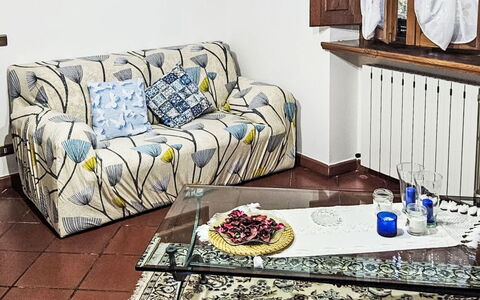 Casa Lulù: Meubilair, Interieur Ontwerp, Bankstel, Flooring, Textiel, Verdieping, Linens, Kamer, Appartement, Woonkamer