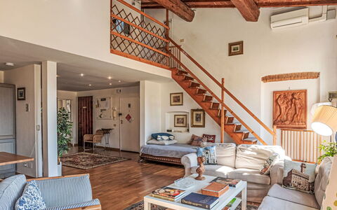 Bellavista: Meubilair, Interieur Ontwerp, Muur, Flooring, Hout, Bankstel, Verdieping, Woonkamer, Huis, Kamer