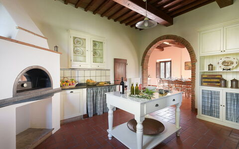 Villa Ginestraio 14: Meubilair, Interieur Ontwerp, Muur, Flooring, Keuken, Verdieping, Plafond, Verlichting, Tafel, Huis