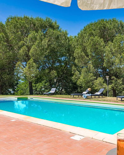 Poggio Medei 10: Blauw, Zwembad, Tuin, Toevlucht, Schaduw, Landgoed, Hacienda, Landscaping, Eco Hotel, Villa
