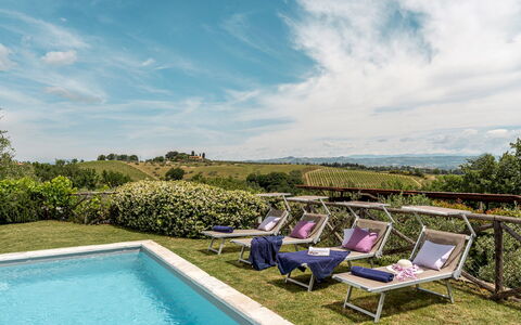 L'Oliveta 6: Tuin, Buitenmeubels, Werf, Landscaping, Backyard, Zwembad, Eco Hotel, Hacienda, Villa, Boerderij