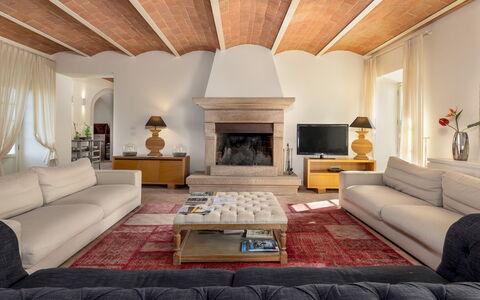 Villa Panorama 14: Meubilair, Interieur Ontwerp, Flooring, Muur, Bankstel, Verdieping, Hout, Woonkamer, Huis, Kamer