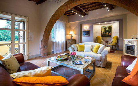 Le Querce dei Medici 12+2: Meubilair, Interieur Ontwerp, Bankstel, Muur, Plafond, Kamer, Flooring, Tafel, Stoel, Woonkamer