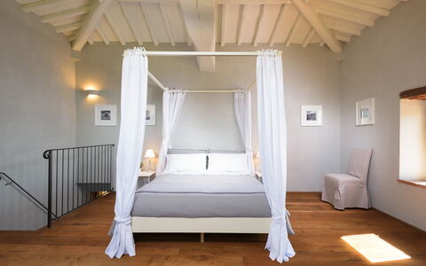 Ca Maggiore 10+2: Meubilair, Interieur Ontwerp, Bed, Slaapkamer, Verdieping, Flooring, Hout, Plafond, Linens, Kamer