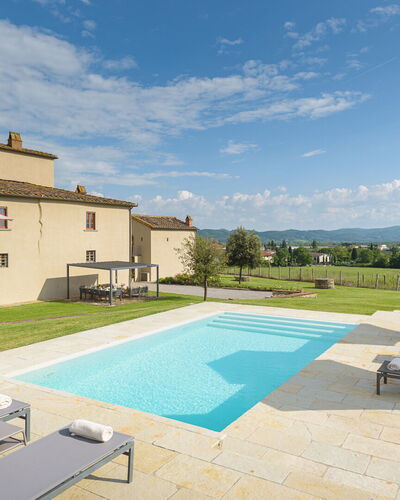 Ca Maggiore 10+2: Zwembad, Land Lot, Landgoed, Boerderij, Villa, Landscaping, Gazon, Buitenmeubels, Herenhuis