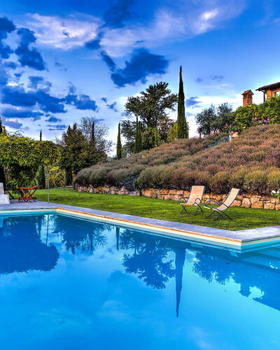 Casale delle Lavande 10: Blauw, Zwembad, Tuin, Toevlucht, Eco Hotel, Landscaping, Landgoed, Hacienda, Waterpartij, Villa