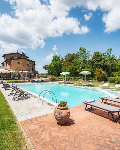 Casale dei Girasoli 14: Zwembad, Landgoed, Toevlucht, Hacienda, Buitenmeubels, Villa, Paraplu, Eco Hotel, Herenhuis, Landscaping