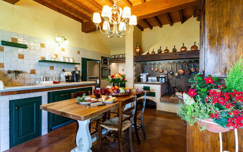 Villa Elisa 16: Meubilair, Interieur Ontwerp, Hout, Flooring, Keuken, Tafel, Kamer, Verlichting, Plafond, Huis