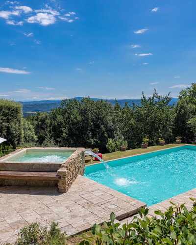 Villa Il Cedro 10+1: Blauw, Zwembad, Tuin, Waterpartij, Toevlucht, Landscaping, Backyard, Eco Hotel, Flagstone, Schaduw