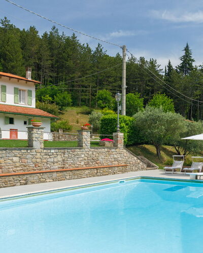 La Villa Dina 10: Zwembad, Toevlucht, Eco Hotel, Hotel, Hacienda, Villa, Buitenmeubels, Thermae