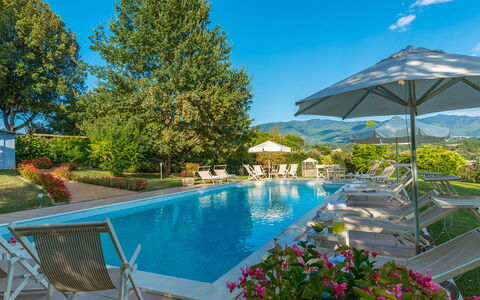Villa Leonardo 30+6: Bergachtig Landvormen, Berg, Zwembad, Heuvel, Bergketen, Toevlucht, Eco Hotel, Paraplu, Tuin, Heuvel Station