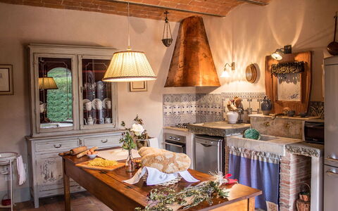 Dimora San Germano 14: Meubilair, Interieur Ontwerp, Hout, Keuken, Verlichting, Huis, Flooring, Cabinetry, Kamer, Lichte Inrichting