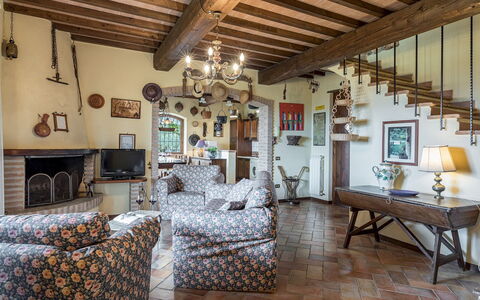 Villa Mila 6: Meubilair, Muur, Interieur Ontwerp, Hout, Flooring, Plafond, Stoel, Woonkamer, Bankstel, Huis