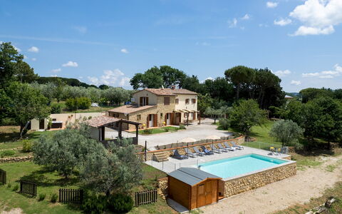 Casa la Fenice 8+2: Zwembad, Landgoed, Toevlucht, Villa, Hacienda, Boerderij, Thermae, Paraplu, Eco Hotel, Badplaats