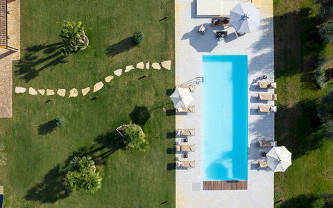 La Buganvilla 14: Zwembad, Buitenmeubels, Vrije Tijd, Toevlucht, Ligstoel, Eco Hotel, Landscaping, Gazon, Hotel, Villa